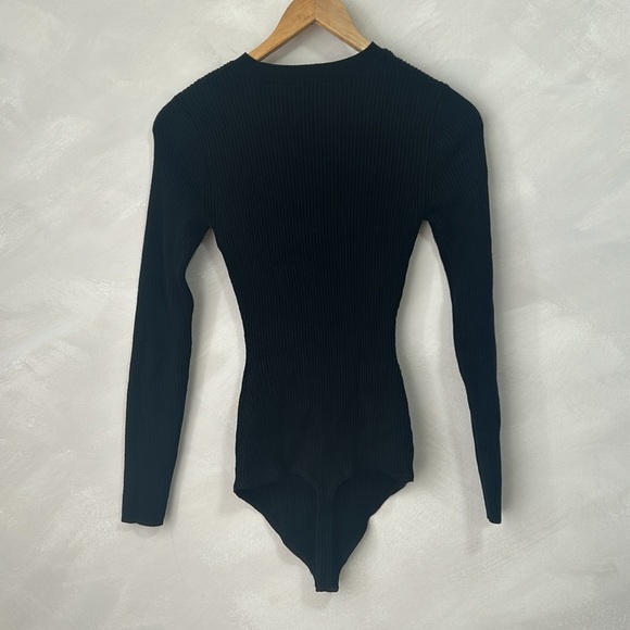 Abercrombie Long sleeve ribbed sweater bodysuit chest cutout size small black - Picture 6 of 8